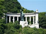 Gellértův památník - Budapešť - Maďarsko - poznávací zájezd