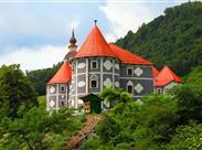 Minoritní klášter uchovává třetí nejstarší lékárnu v Evropě