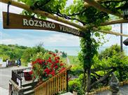 Vinný sklep Rózsakö s krásnými výhledy na Balaton